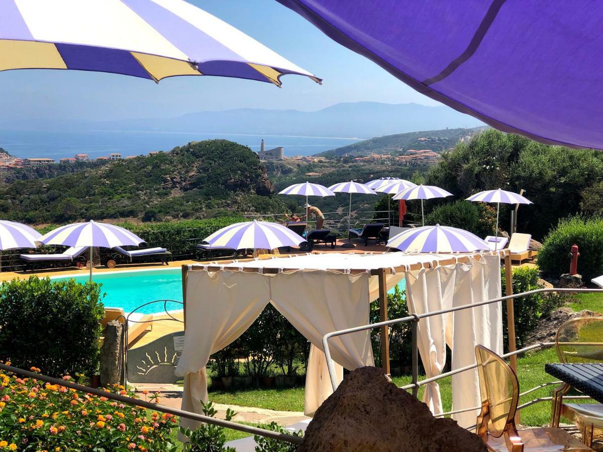 Bajaloglia Resort Кастельсардо Экстерьер фото