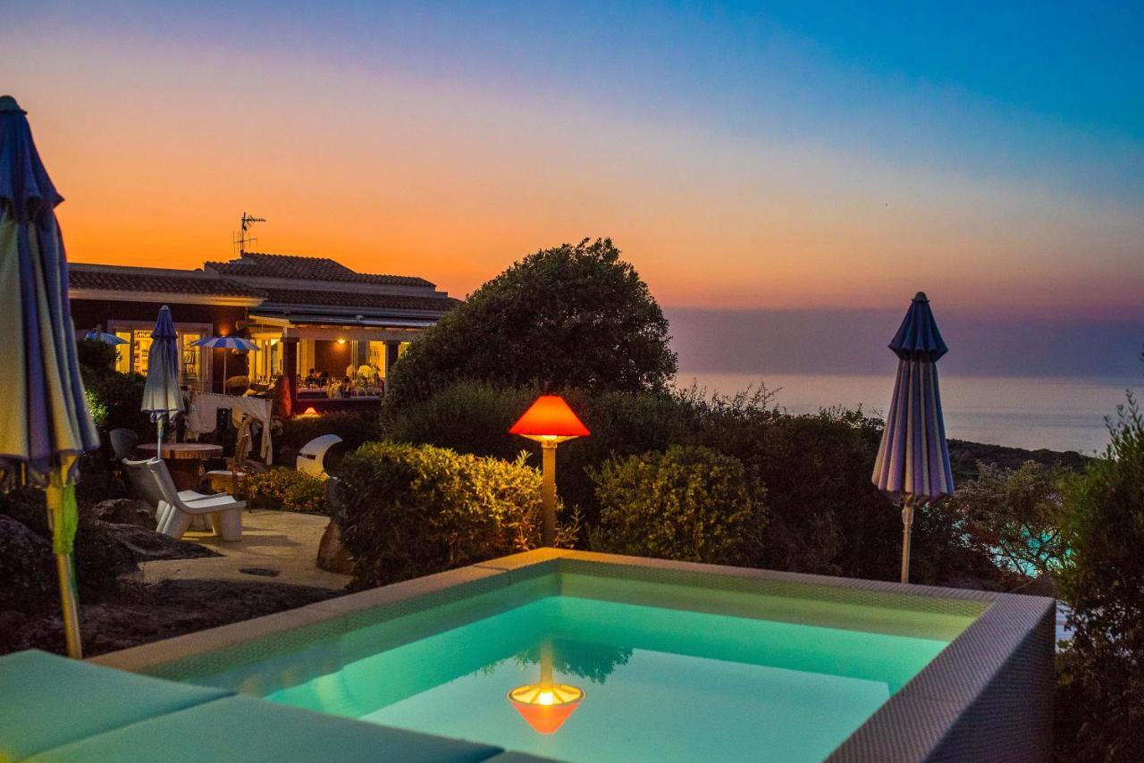 Bajaloglia Resort Кастельсардо Экстерьер фото